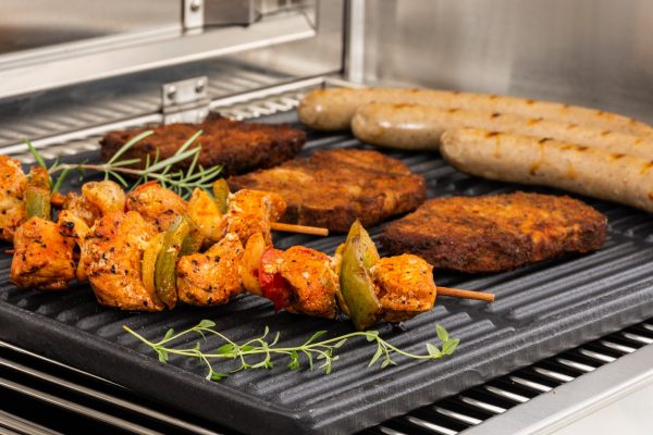 Piastra in ghisa in aggiunta alla griglia a carbone , alla griglia a gas o alla griglia elettrica utilizzabile anche in forno . Reversibile in Ghisa Double-Face Lato Liscio + Scanalato I 4 Misure - immagine 2